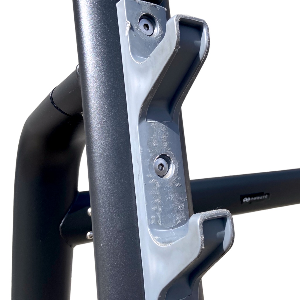 Aquat Rack INFINITÉ FITNESS Semi Nuevo Incluye Barra Olímpica IF-F50-S